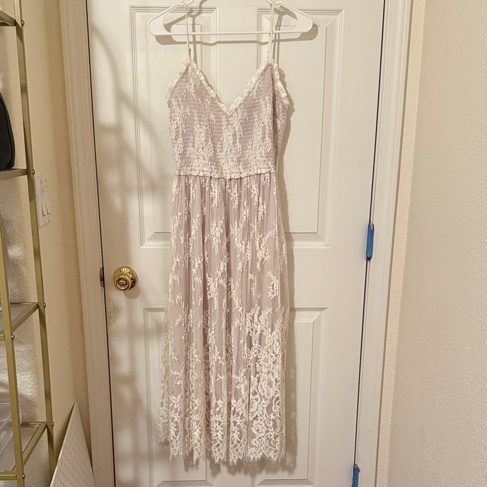 Aritzia Elegant Lace Trimmed Dress